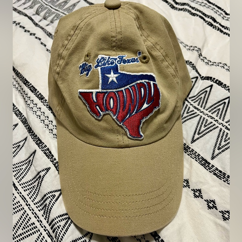 Vintage American Eagle Outfitters- “big like Texas” hat